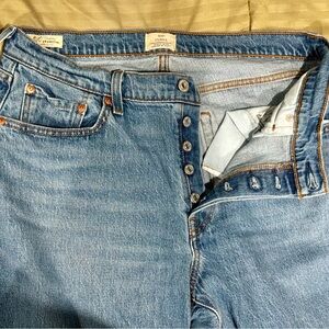 Levi’s 501 Curve Jeans